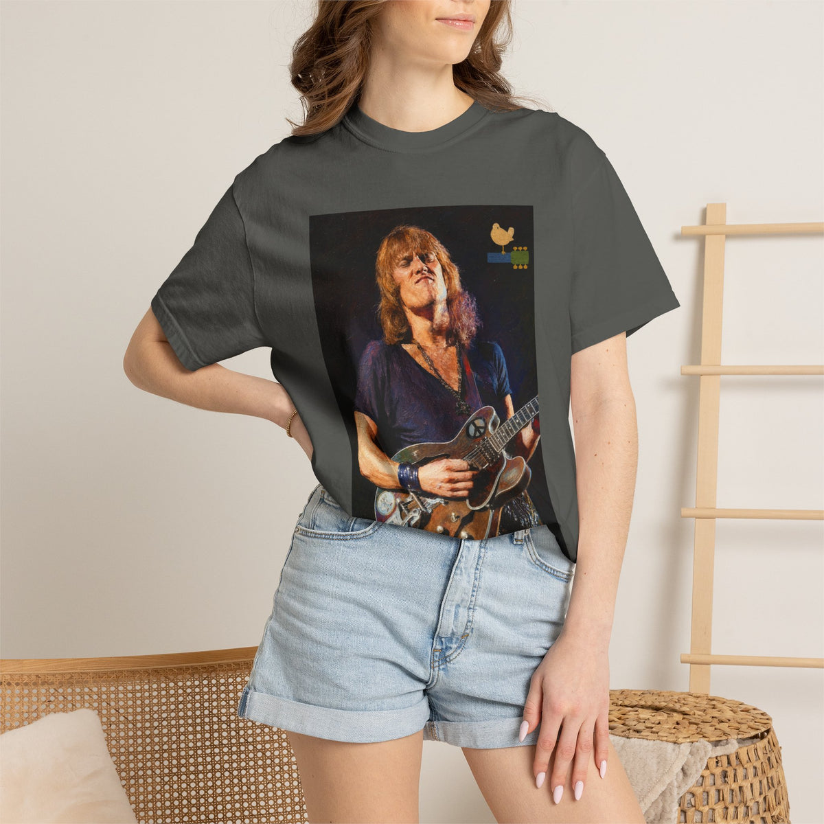 Alvin Lee performing at Woodstock T Shirt